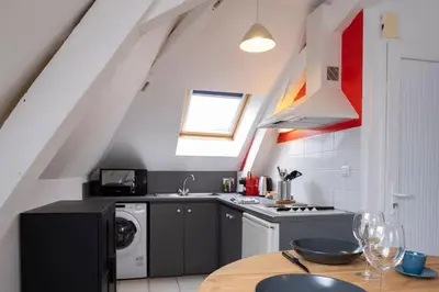 Cuisine ou kitchenette dans l'établissement immeuble entier ✰ coeur de ville ✰ terrasse balcon