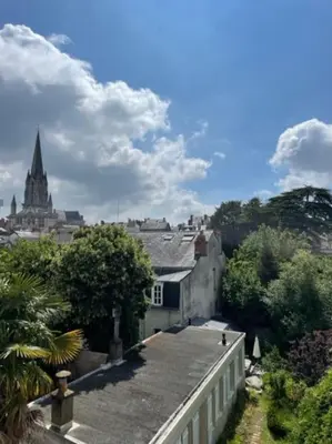Vue générale sur Nantes ou vue de la ville depuis l'appartement