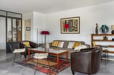 Coin salon dans l'établissement Epicea- Spacieux 3 chambres avec parking.