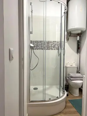 Salle de bains dans l'établissement * Cosy & Netflix Proche Centre *