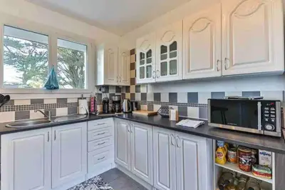 Cuisine ou kitchenette dans l'établissement Maison de charme au coeur du marais breton Vendéen