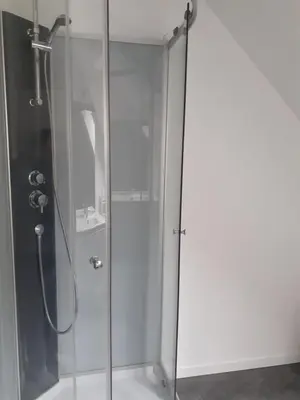 Salle de bains dans l'établissement Gite à la ferme du chateau