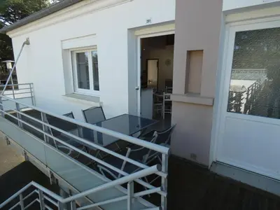 Balcon ou terrasse dans l'établissement Appartement moderne 6 pers, terrasse et parking à Notre-Dame-de-Monts - FR-1-540-277