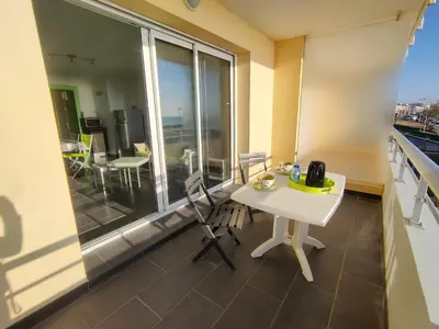 Balcon ou terrasse dans l'établissement Bel Appart 2 Chambres, Terrasse, Proche Plage - FR-1-323-491