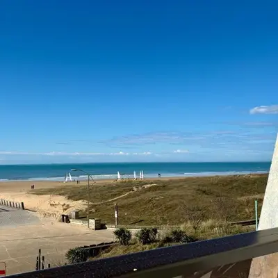 Studio rénové avec vue mer