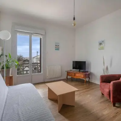 Appartement Vue mer pour 4 à 50m Plage