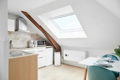 Cuisine ou kitchenette dans l'établissement Green Book - Wifi fibre/Linge/Accès Cour
