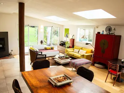 Coin salon dans l'établissement Le Nid du Massereau - Chambres d'hôtes avec piscine près de Nantes et Loire à vélo