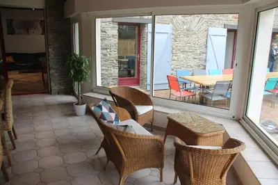 Coin salon dans l'établissement gite de la Marzelle