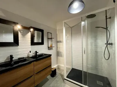 Salle de bains dans l'établissement Casa Fluo