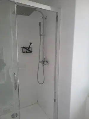 Salle de bains dans l'établissement Appartement 2 chambres vue loire