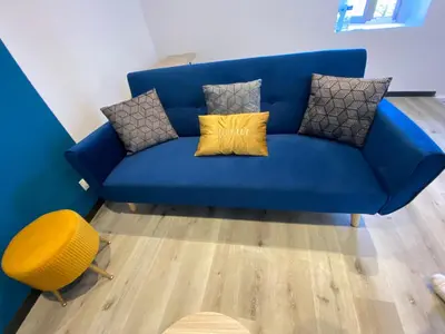Coin salon dans l'établissement Maisonnette 2/4 personnes en bord de sevre