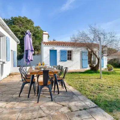 Maison de Charme avec Jardin