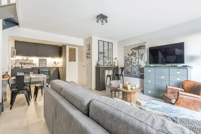 Cuisine ou kitchenette dans l'établissement Le Renoir - Maison au calme à 20min de Nantes