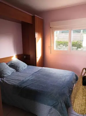 Un ou plusieurs lits dans un hébergement de l'établissement Studio 2 personnes proche plage parking gratuit : 27