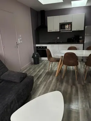 Cuisine ou kitchenette dans l'établissement Villa la Garenne idéale pour les familles, plage : Bréhat