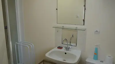 Salle de bains dans l'établissement Appart 4/6 pers proche centre et acces direct plage : Ouessant