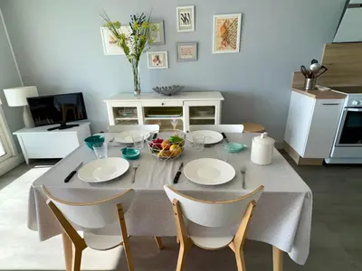 Cuisine ou kitchenette dans l'établissement Appartement 3 étoiles à Saint Jean de Monts, 5 pers, parking, face mer - FR-1-323-413