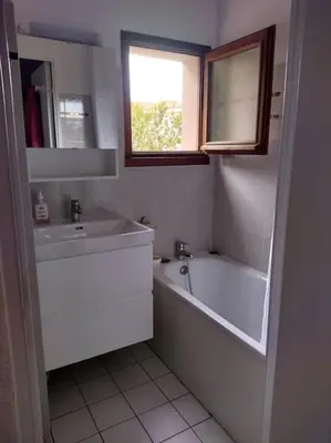 Salle de bains dans l'établissement Appart - résidence avec piscine St jean de Monts
