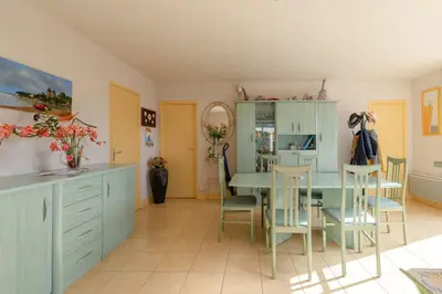 Cuisine ou kitchenette dans l'établissement La Tara - Vue mer - Parking - Terrasse