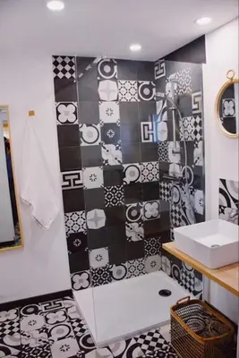 Salle de bains dans l'établissement Maison de vacances de charmes au bord de la mer