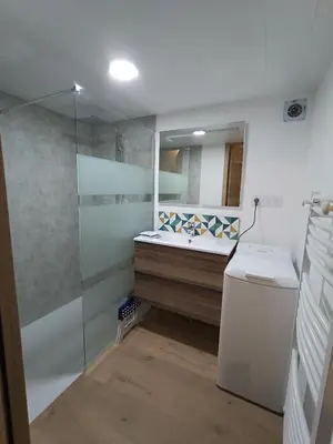 Salle de bains dans l'établissement Gîte le Choupisson
