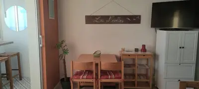 Télévision ou salle de divertissement dans l'établissement studio FACE MER 85270 Saint Hilaire de Riez