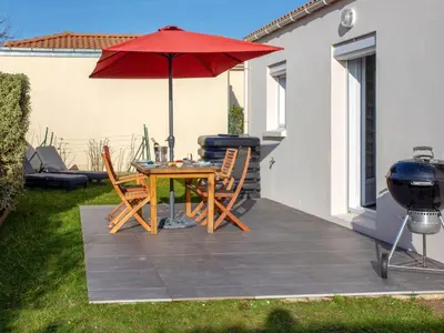 Terrasse ou espace extérieur de l'établissement Holiday Home Les Pêcheries by Interhome