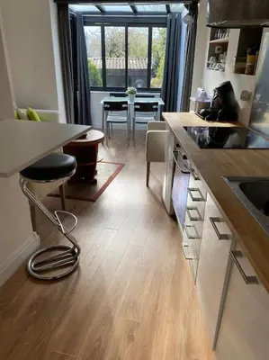 Cuisine ou kitchenette dans l'établissement Appartement avec jardin Duchaffault 44100Nantes