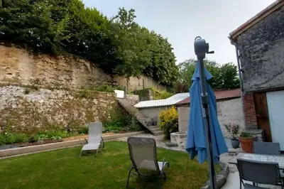 Jardin de l'établissement Gite du Porche 79700 Mauléon 20min Puy du FOU