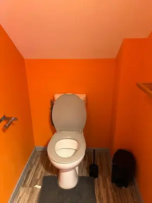 Salle de bains dans l'établissement GITES au calme