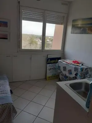 Plan de l'établissement Studio - Marina 4 - 17 allée des Pinons - 5-2