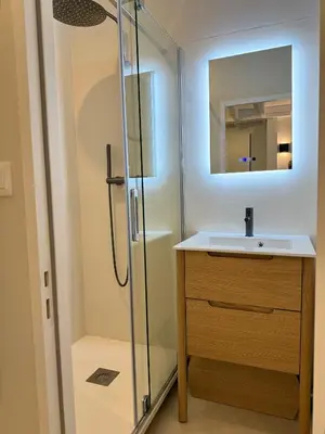Salle de bains dans l'établissement Coeur de Ville