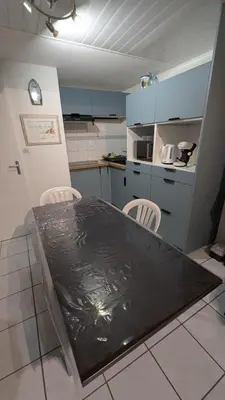 Cuisine ou kitchenette dans l'établissement maison de vacances proche océan