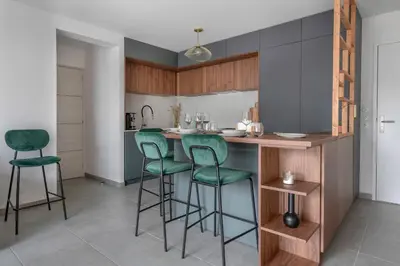 Cuisine ou kitchenette dans l'établissement Appartement pour 4 centre et bord de mer