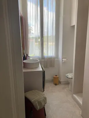 Salle de bains dans l'établissement Ô Bord de Loire