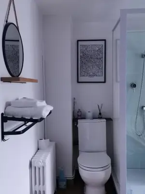 Salle de bains dans l'établissement Cazama-Chambre indépendante