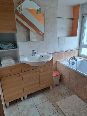 Salle de bains dans l'établissement Gite 3 chambres - proche canal - bretagne