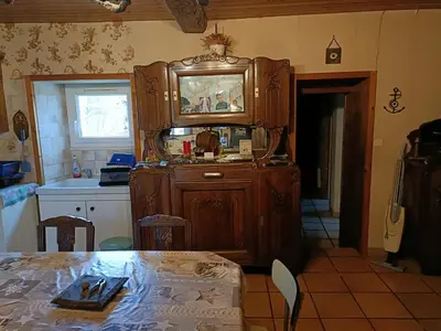 Cuisine ou kitchenette dans l'établissement maison dans hameau 6 km de la mer