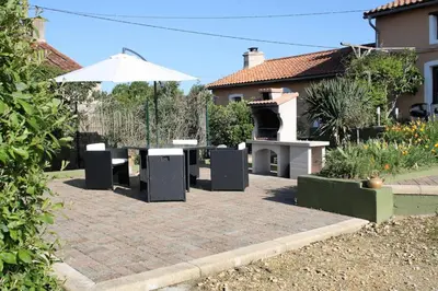 Jardin de l'établissement Cerisier