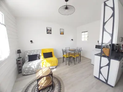 Cuisine ou kitchenette dans l'établissement Studio 2 à 4 personnes proche de la plage
