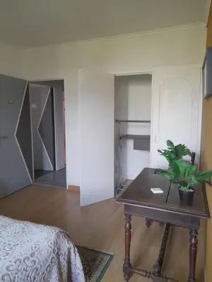 Cuisine ou kitchenette dans l'établissement Gîte du RELAI du Château - Parc Oriental - Puy du Fou