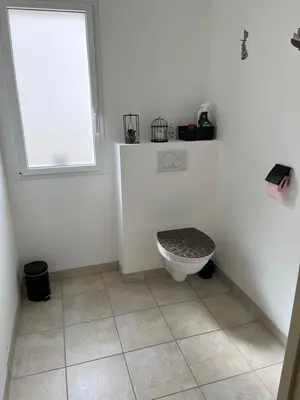 Salle de bains dans l'établissement Charmante maison entre mer et forêt