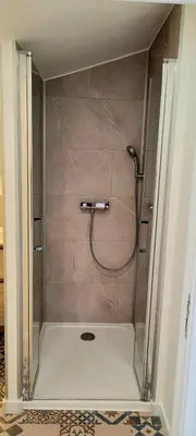 Salle de bains dans l'établissement Maison Cosy Rénovée - Puy du Fou