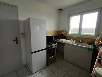 Cuisine ou kitchenette dans l'établissement Gite la Blanchere