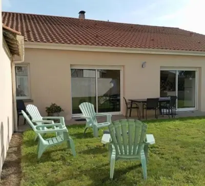 Jardin de l'établissement Gîte Le Grand Puy Loup