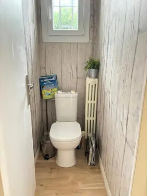 Salle de bains dans l'établissement La Maison du Bonheur Unique !