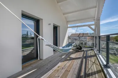 Balcon ou terrasse dans l'établissement Maison familiale avec jacuzzi à Pornic
