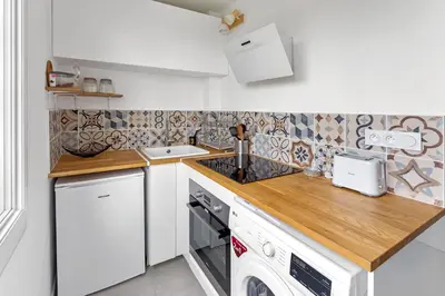 Cuisine ou kitchenette dans l'établissement Studio Cosy - Au pied du tram - Parking - WIFI