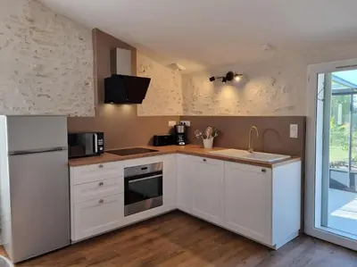 Cuisine ou kitchenette dans l'établissement O Pressoir